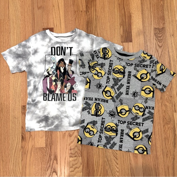 Disney Villains & Despicable Me Minions T-Shirt Bundle (Size Small) - Picture 1 of 9